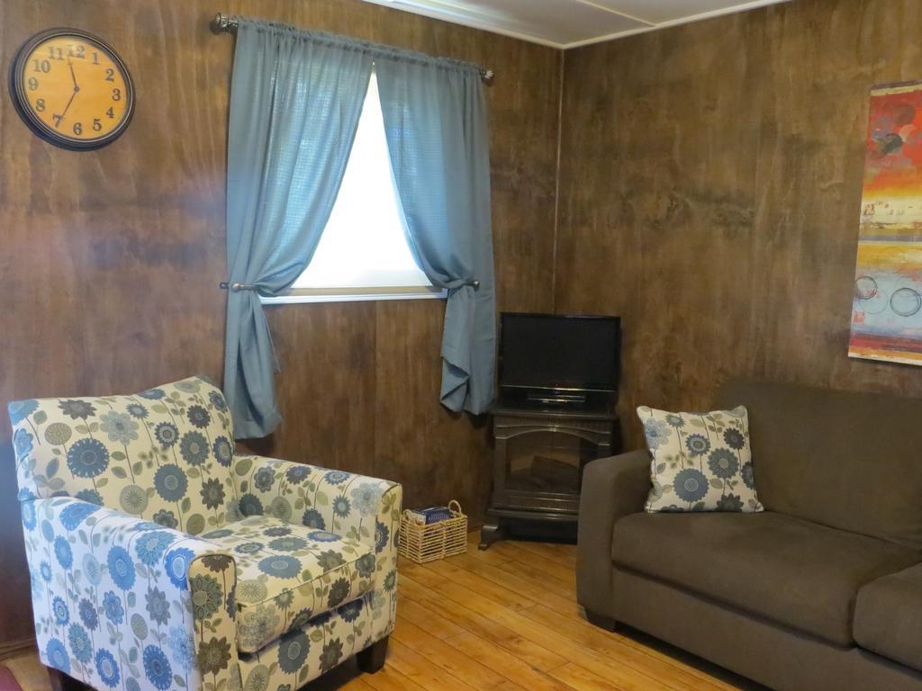 Orchard View Bed And Breakfast Moose Jaw Exteriér fotografie