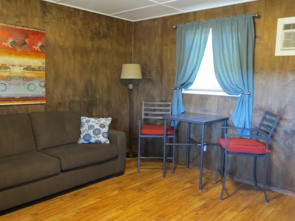 Orchard View Bed And Breakfast Moose Jaw Exteriér fotografie